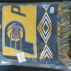 Indiana Pacers NBA team poncho. New